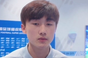 彪马Ac米兰长款棉服