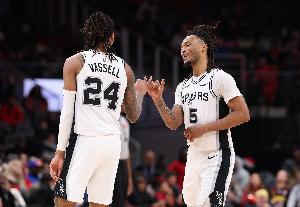 NBA打板传球违例