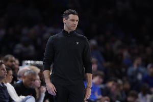 nba球星赛前动作