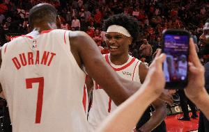 NBA2020年扣篮大赛上脚