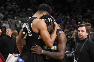 NCAA埃文斯维尔大学vs科柯莫分校直播
