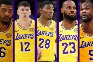 nba公牛队 球衣字体