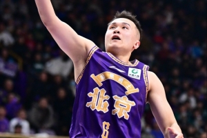 科比走出北岸花园