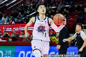 巴萨对阵拜仁热点