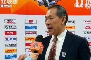 勇士黑八小牛录像