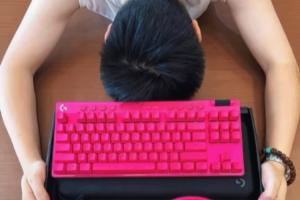 银潮足球