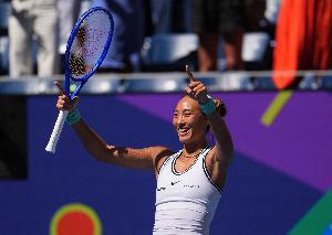 WTA最新世界排名:郑钦文上升69位排名第52,莱巴金娜首次登顶