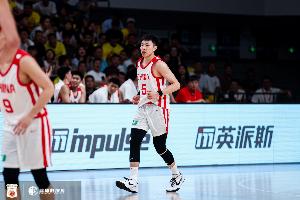 17中11狂轰30分 廖三宁:今天可能状态好一点 所以我就多承担一些
