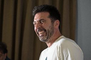 都体:48岁的布冯重返高中上学,准备考取高中毕业证书