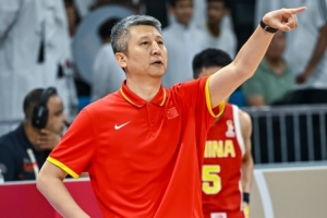 中国青年报评男篮:指挥问题不能回避 郭士强对球员要求过于机械