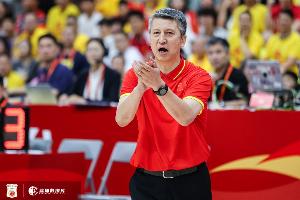 杨毅：惨败必有人担责 会影响篮协主席甚至更高领导的政治生涯