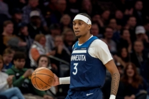 Slater：麦克丹尼尔斯ESPN排名第56太低 他完全可以排到30名出头