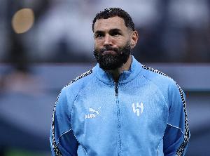 TA：Nike取消了本泽马的宣传广告拍摄，认为他过往一些行为不好