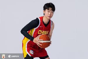 媒体人:宫鲁鸣的意思是没有好食材炒不出好菜 邓雨婷能不能用?