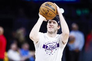 Skip:小里是我见过最出色落选秀之一 去其他队甚至能争NBA得分王