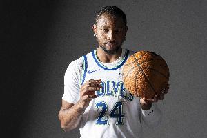 爱德华兹谈库明加：他拿过冠军 会把勇士时期的冠军心态带给我们
