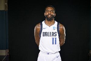 杜兰特:欧文的训练态度无人能及 比赛时的心里素质也无可挑剔