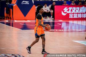 状态还要调整！古德温11中5&三分5中0拿到11分9板4助3断