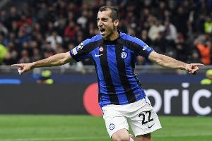 齐沃盛赞姆希塔良：他是所有人的榜样，年轻球员都该以他为标杆