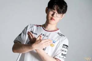 Oner：最让我感到幸福的是粉丝们；Peyz：LOL人生最棒英雄是亚飞