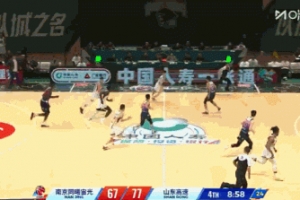 终于开张了！祝铭震底角三分球打停老东家同曦 个人本场首球