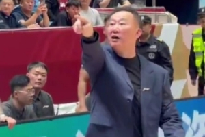 媒体人：浙江球迷和刘维伟算是爱之深恨之切 这些年一直恩怨不断