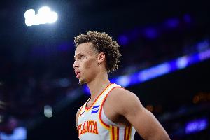 戴森·丹尼尔斯开季前两场都至少5次抢断 NBA本世纪第4人!