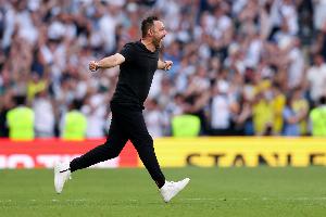2-0客胜切尔西!德泽尔比:这是我执教热刺以来的最佳一战