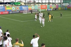 邮报:英格兰U15比赛中1-4落后,球员被种族歧视后全队离场不踢