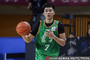 乌戈：段睿骐是一名靠谱的球员 还很年轻 仍然还有提升空间