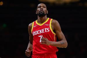 杜兰特：NBA杯每场都想赢 下个对手雷霆虽伤兵满营仍有冠军文化