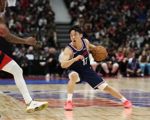 河村勇辉：收到了欧冠联赛俱乐部的报价 但我的目标只有NBA