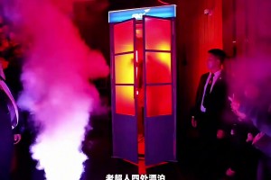 退役你和库里一起打职业得了？詹姆斯换了一身行头 继续高尔夫