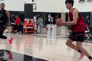 杨瀚森今日训练营实录！看着比赛状态真的相当不错啊！