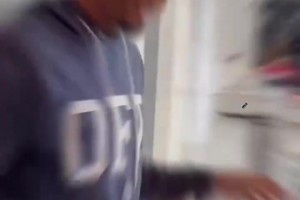 足球是他生命的一部分！菲尔汤普森替球迷完成父亲遗愿~