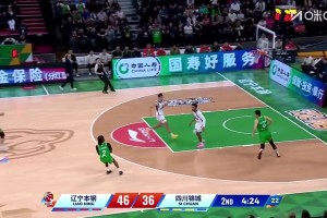 杀疯了辽宁外援库珀三分再进！半场轰下26分10助攻！