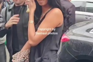 越来越美 科比大女儿娜塔莉亚现身巴黎时装周...
