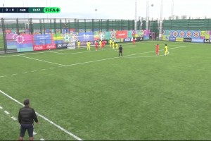 U15国足先拔头筹！利用角球机会头球攻破马来西亚队的大门！